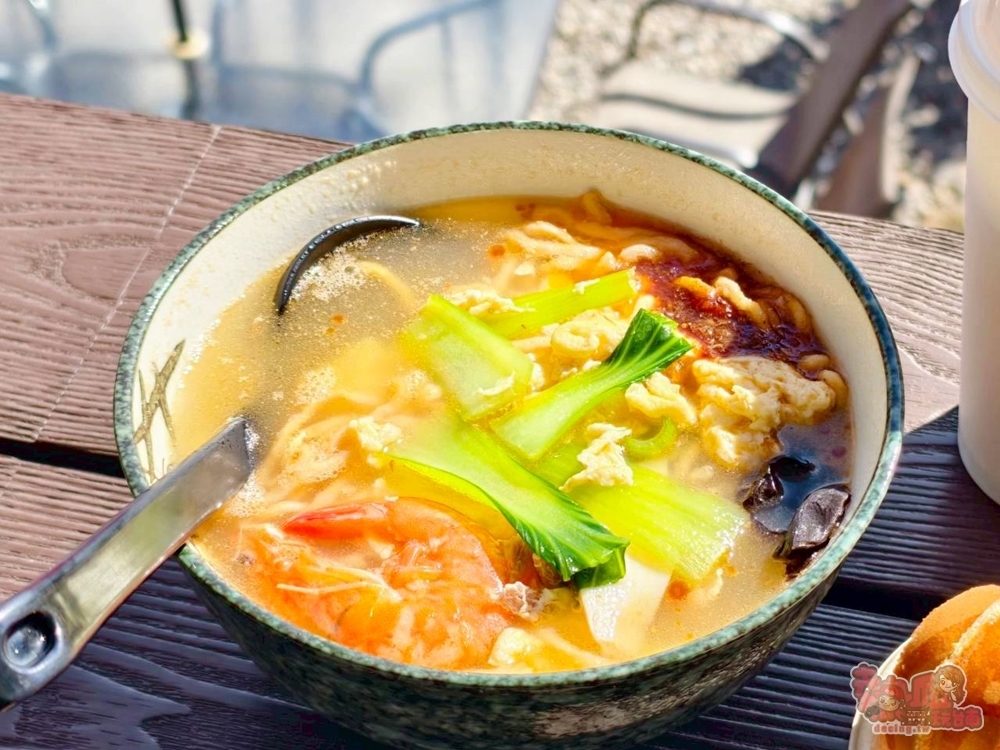 【台南景觀咖啡】雨露森林景觀咖啡:座擁山景第一排絕美景觀咖啡,環繞180度山景享受愜意午後~ 【台南景觀咖啡】雨露森林景觀咖啡:座擁山景第一排絕美景觀咖啡,環繞180度山景享受愜意午後~