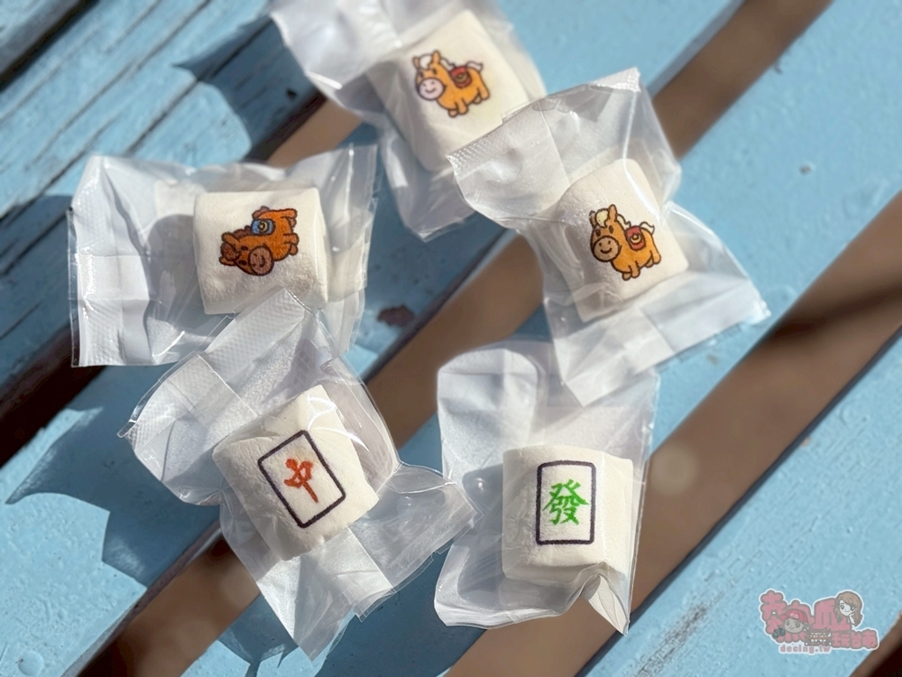 【台南伴手禮】舊來發餅舖推出馬年椪餅禮盒,超可愛Q版馬兒圖騰,讓你馬上有錢~ 【台南伴手禮】舊來發餅舖推出馬年椪餅禮盒,超可愛Q版馬兒圖騰,讓你馬上有錢~