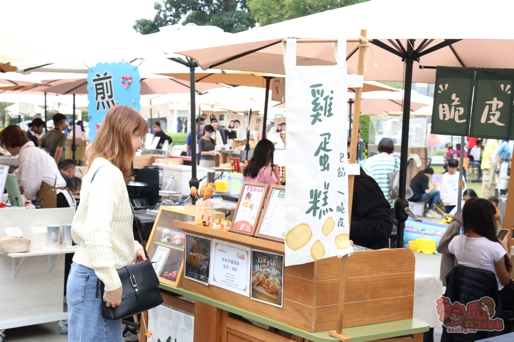 【台南活動】萬國通路行李箱特賣會X冬日野營夢幻嘉年華:太空人現身送氣球、旋轉木馬+雪花秀,假日限定登場~ 【台南活動】萬國通路行李箱特賣會X冬日野營夢幻嘉年華:太空人現身送氣球、旋轉木馬+雪花秀,假日限定登場~