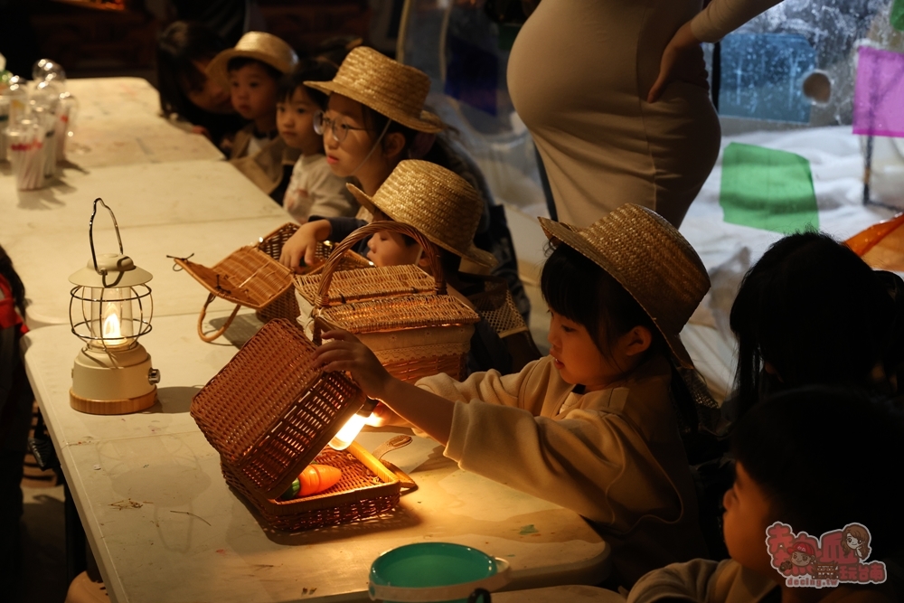 【台南活動】萬國通路行李箱特賣會X冬日野營夢幻嘉年華:太空人現身送氣球、旋轉木馬+雪花秀,假日限定登場~ 【台南活動】萬國通路行李箱特賣會X冬日野營夢幻嘉年華:太空人現身送氣球、旋轉木馬+雪花秀,假日限定登場~