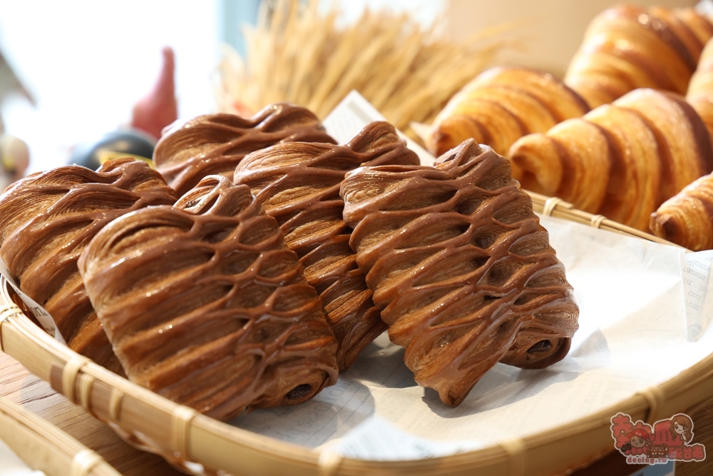 【台南麵包店】謝謝丞食甜點:歸仁低調人氣麵包店,熱賣酸種麵包,大推墨西哥辣椒,藍莓杏仁果,想吃建議先預訂~ 【台南麵包店】謝謝丞食甜點:歸仁低調人氣麵包店,熱賣酸種麵包,大推墨西哥辣椒,藍莓杏仁果,想吃建議先預訂~