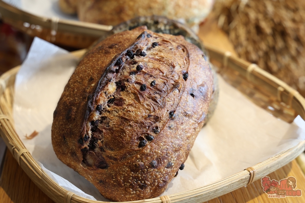 【台南麵包店】謝謝丞食甜點:歸仁低調人氣麵包店,熱賣酸種麵包,大推墨西哥辣椒,藍莓杏仁果,想吃建議先預訂~ 【台南麵包店】謝謝丞食甜點:歸仁低調人氣麵包店,熱賣酸種麵包,大推墨西哥辣椒,藍莓杏仁果,想吃建議先預訂~