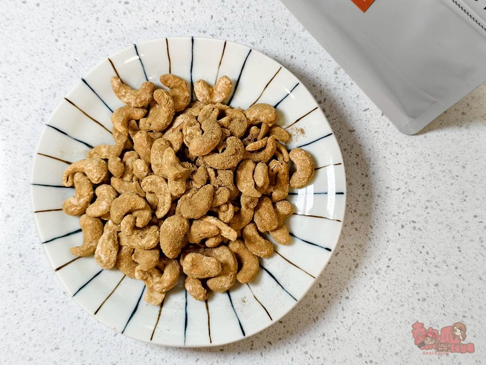【台南快閃】超可愛的海龜造型餅乾快閃台南,獨家紅烏龍掛霜腰果,預購限定,想吃真的別錯過~ 【台南快閃】超可愛的海龜造型餅乾快閃台南,獨家紅烏龍掛霜腰果,預購限定,想吃真的別錯過~