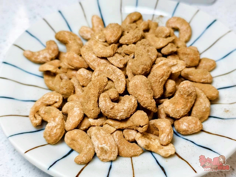 【台南快閃】超可愛的海龜造型餅乾快閃台南,獨家紅烏龍掛霜腰果,預購限定,想吃真的別錯過~ 【台南快閃】超可愛的海龜造型餅乾快閃台南,獨家紅烏龍掛霜腰果,預購限定,想吃真的別錯過~