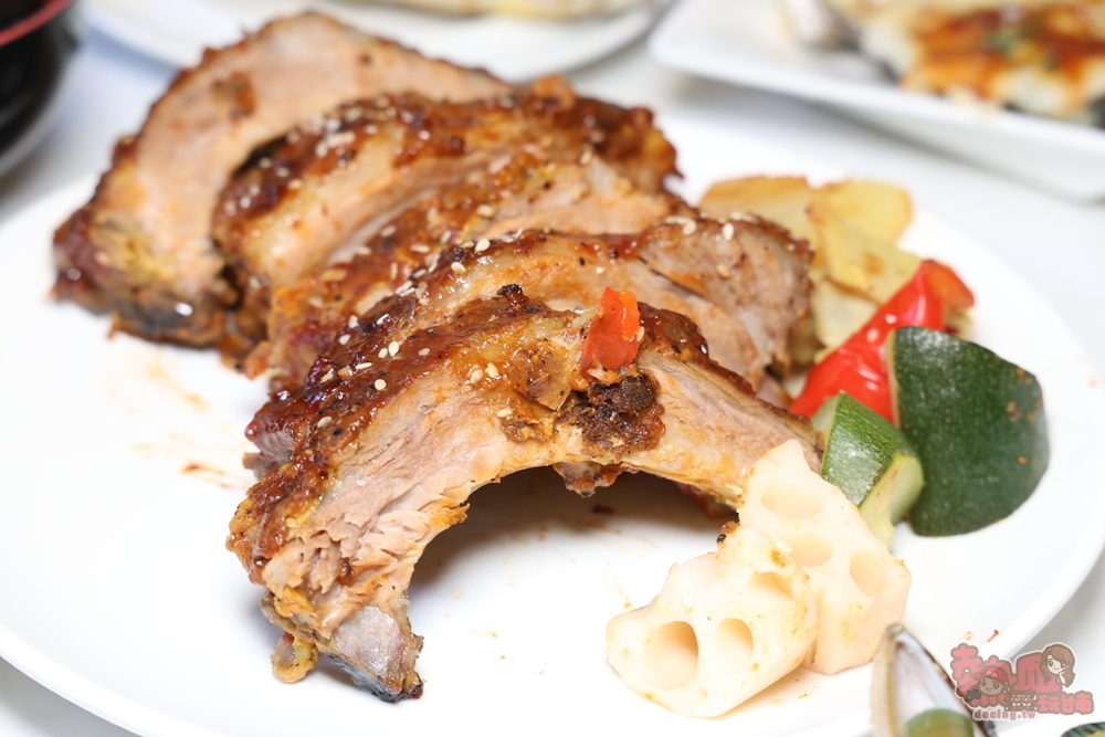 【台南吃到飽】禧榕軒大飯店:五星級海陸百匯吃到飽,CP值最高星級吃到飽,台南小農特色餐食最多,假日再享松葉蟹腳,海膽干貝包~ 【台南吃到飽】禧榕軒大飯店:五星級海陸百匯吃到飽,CP值最高星級吃到飽,台南小農特色餐食最多,假日再享松葉蟹腳,海膽干貝包~