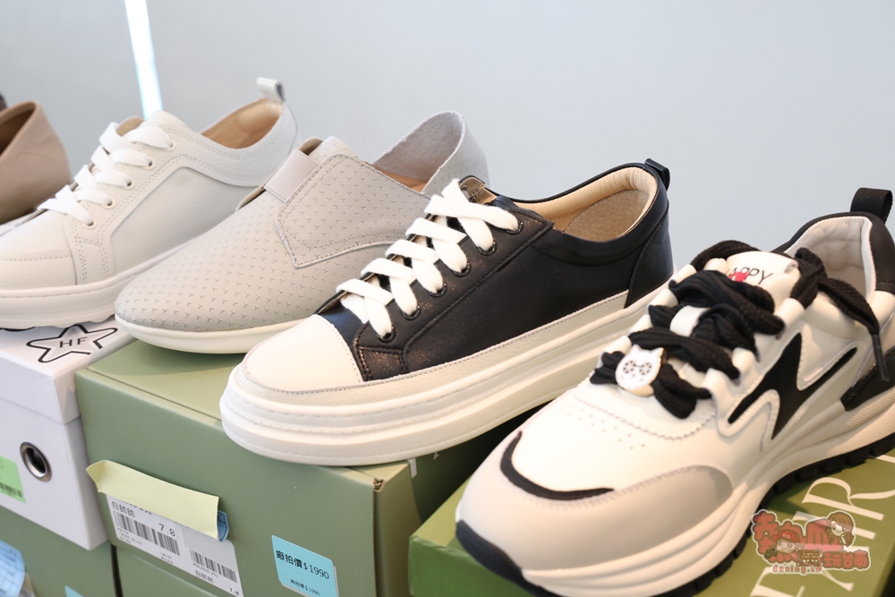 【台南特賣】工業七路7號廠拍:台南最好買的女鞋廠拍,各式專櫃男/女鞋、兒童鞋款,最低百元有找~ 【台南特賣】工業七路7號廠拍:台南最好買的女鞋廠拍,各式專櫃男/女鞋、兒童鞋款,最低百元有找~