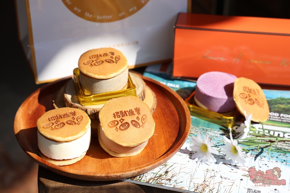 【台南伴手禮】A WEEK pancake手工生乳酪小鬆餅:全台最萌乳酪小鬆餅迎新春,古早味麵茶咬一口爆餡,冰淇淋口感綿密超好吃~ 【台南伴手禮】A WEEK pancake手工生乳酪小鬆餅:全台最萌乳酪小鬆餅迎新春,古早味麵茶咬一口爆餡,冰淇淋口感綿密超好吃~