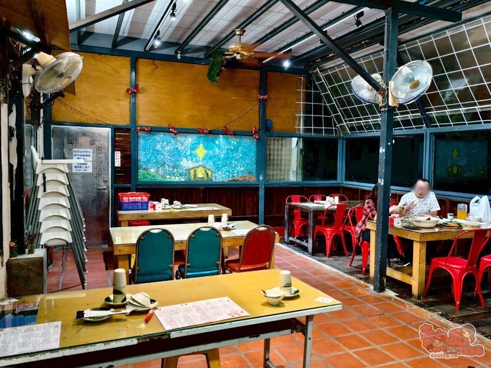 【台南美食】岩頂自然休閒坊:關子嶺桶仔雞吃這家,預約就送一整壺百香果汁,大推必點雞汁燉粥,兩人也好點菜~ 【台南美食】岩頂自然休閒坊:關子嶺桶仔雞吃這家,預約就送一整壺百香果汁,大推必點雞汁燉粥,兩人也好點菜~