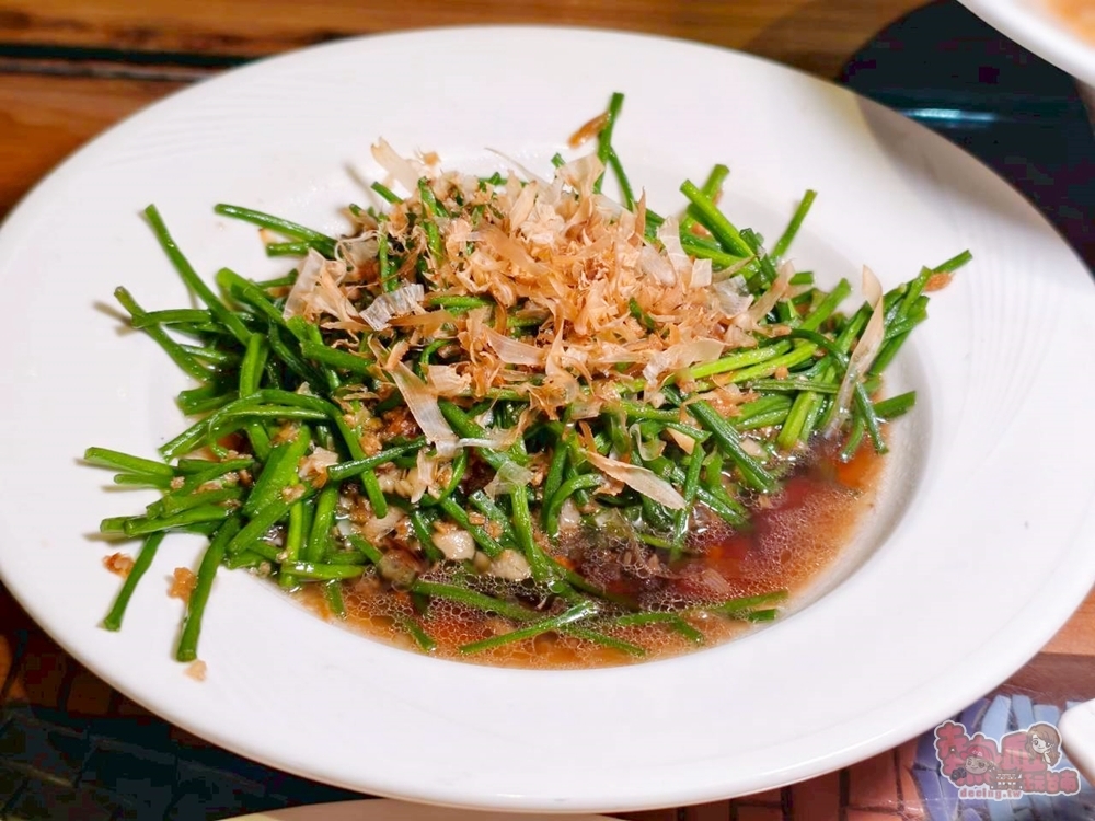 【台南美食】岩頂自然休閒坊:關子嶺桶仔雞吃這家,預約就送一整壺百香果汁,大推必點雞汁燉粥,兩人也好點菜~ 【台南美食】岩頂自然休閒坊:關子嶺桶仔雞吃這家,預約就送一整壺百香果汁,大推必點雞汁燉粥,兩人也好點菜~