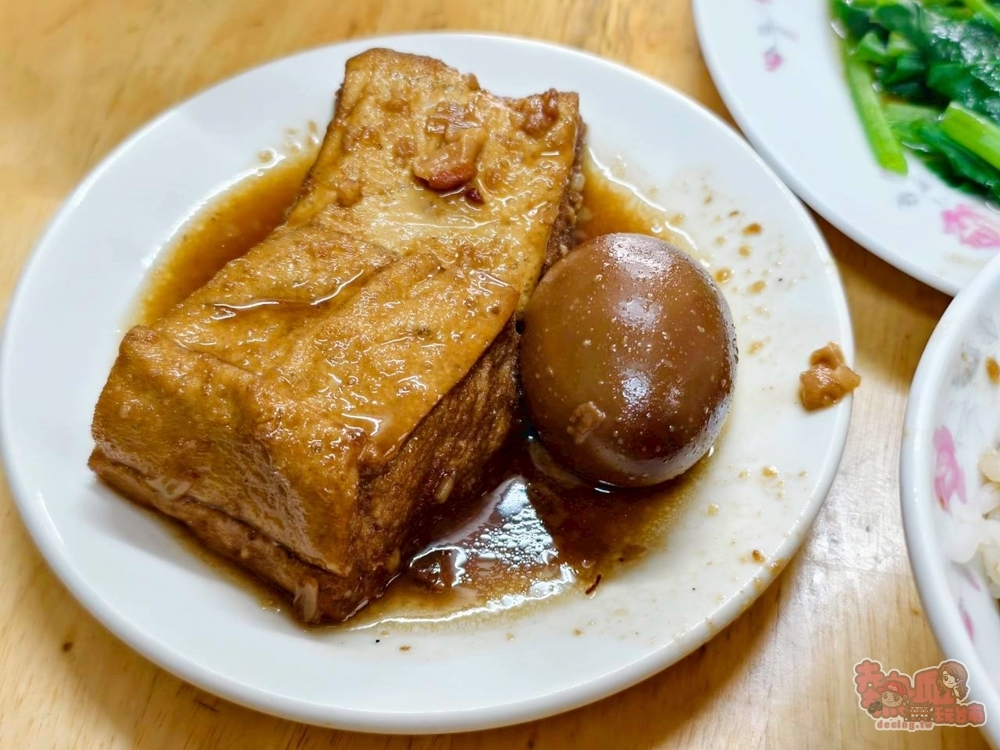 【台南美食】慶有餘食部:仁德人的口袋名單,肉燥飯配虱目魚是老饕們的愛~ 【台南美食】慶有餘食部:仁德人的口袋名單,肉燥飯配虱目魚是老饕們的愛~