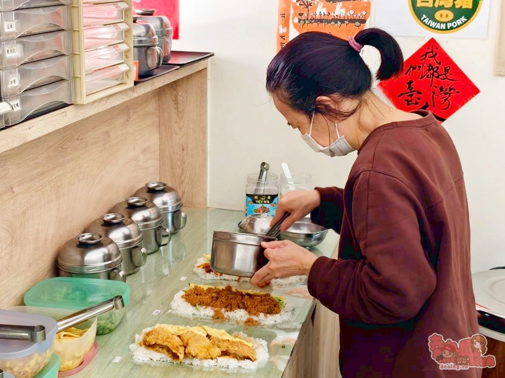 【台南美食】御品海苔飯捲:崑大人私藏愛店,巨無霸爆料海苔飯捲,有一種餓叫阿姨怕你餓~ 【台南美食】御品海苔飯捲:崑大人私藏愛店,巨無霸爆料海苔飯捲,有一種餓叫阿姨怕你餓~