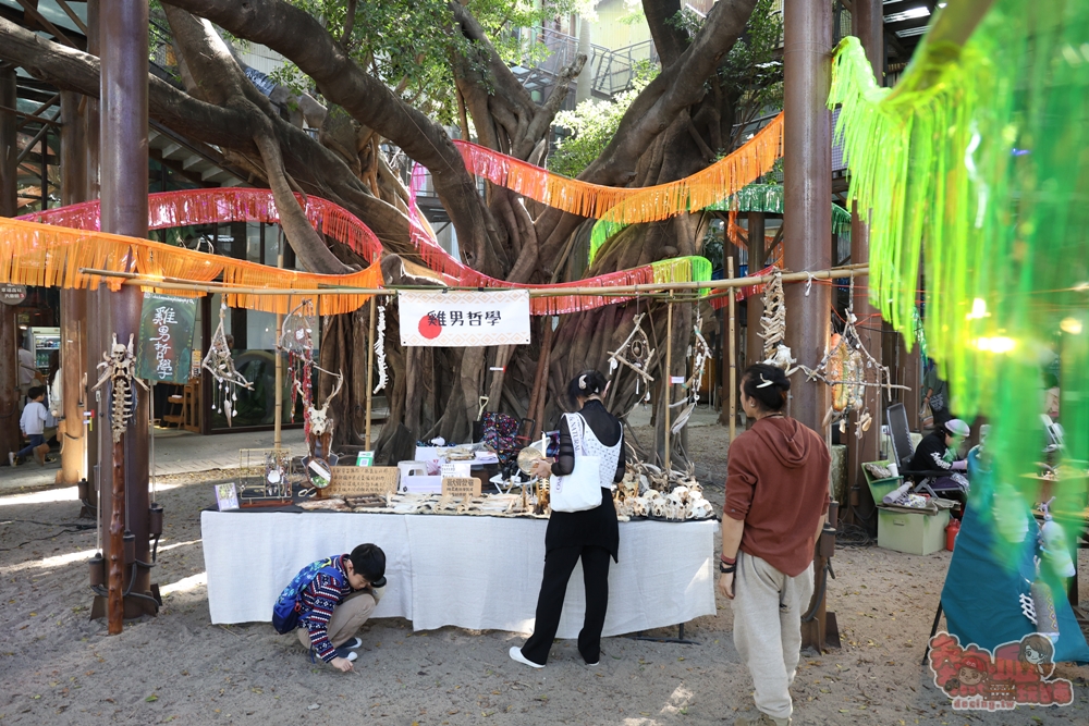 【台南活動】2026魔法屾林博覽會登場:百年糖廠化身巫師聚落,東西方神秘學大集結~ 【台南活動】2026魔法屾林博覽會登場:百年糖廠化身巫師聚落,東西方神秘學大集結~