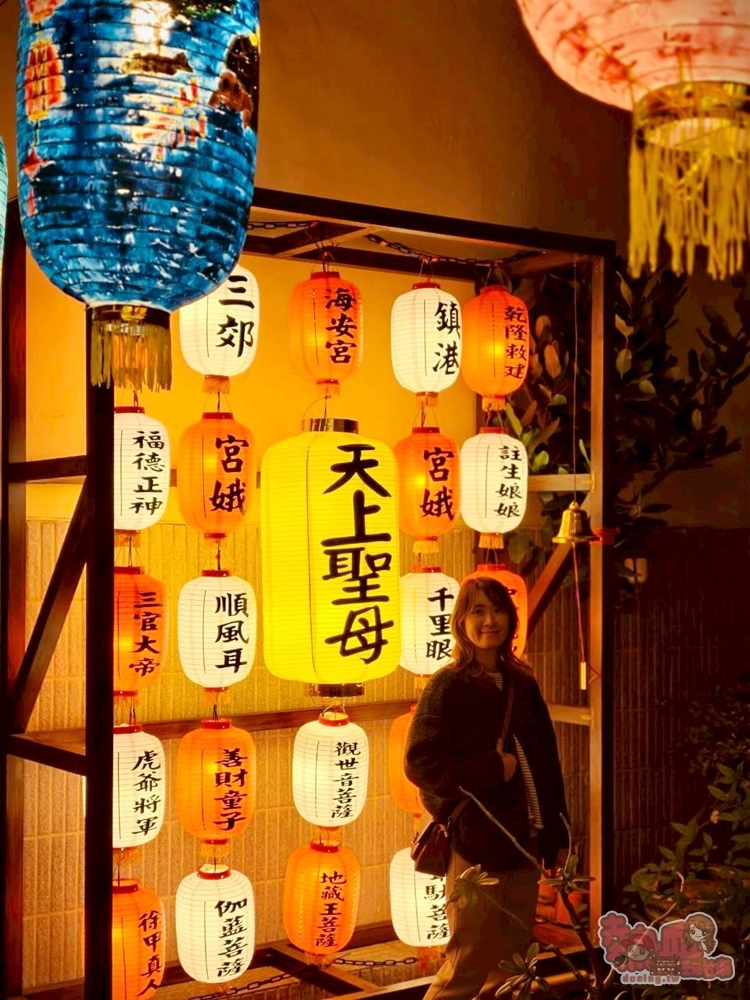 【台南燈會】2026海安燈會:300年老廟前的廟埕燈會,近千盞燈籠真的太美了,敲鐘祈福還能免費喝杏仁茶~ 【台南燈會】2026海安燈會:300年老廟前的廟埕燈會,近千盞燈籠真的太美了,敲鐘祈福還能免費喝杏仁茶~