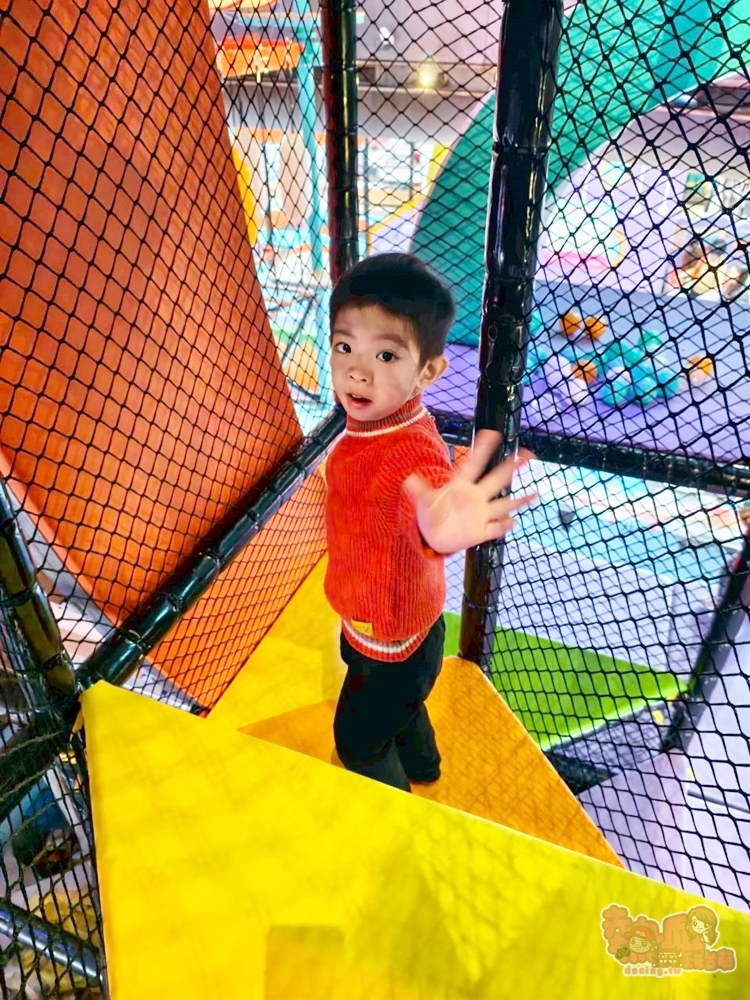 【台南親子】追風奇幻島怪獸發電廠:台南唯一佔地千坪室內親子樂園,8大主題玩翻天,當日不限時不限出入次數 【台南親子】追風奇幻島怪獸發電廠:台南唯一佔地千坪室內親子樂園,8大主題玩翻天,當日不限時不限出入次數