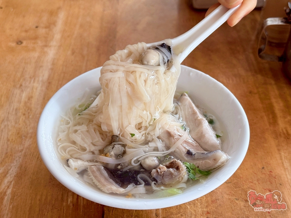 【台南美食】鹽水豆簽羹:鹽水這碗豆簽羹太狂,蚵仔尬虱目魚滿滿一碗,在地人從小吃到大~ 【台南美食】鹽水豆簽羹:鹽水這碗豆簽羹太狂,蚵仔尬虱目魚滿滿一碗,在地人從小吃到大~