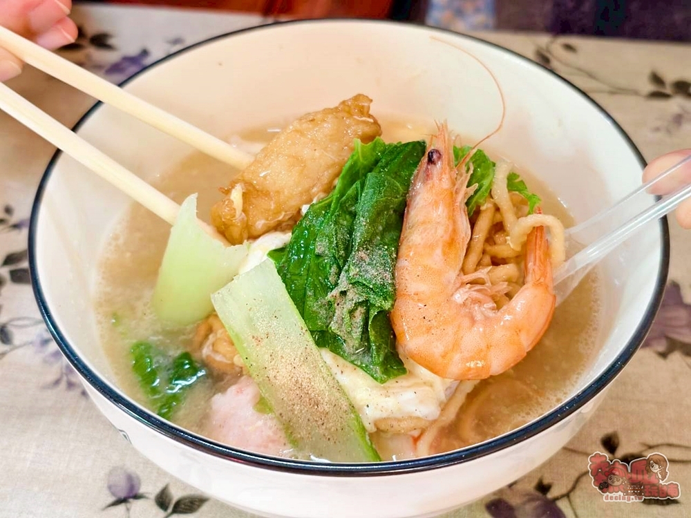 【台南美食】藏在水仙宮市場的無名鍋燒意麵,30年老店的古早味,份量多又很實在~ 【台南美食】藏在水仙宮市場的無名鍋燒意麵,30年老店的古早味,份量多又很實在~