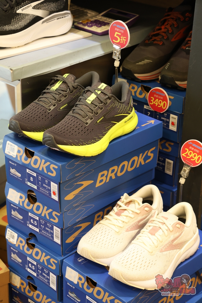 【台南特賣】洒落森林極緻鞋館春季零碼特賣,萬件百貨專櫃女鞋,一站購足穿搭,鞋款最低只要990 【台南特賣】洒落森林極緻鞋館春季零碼特賣,萬件百貨專櫃女鞋,一站購足穿搭,鞋款最低只要990