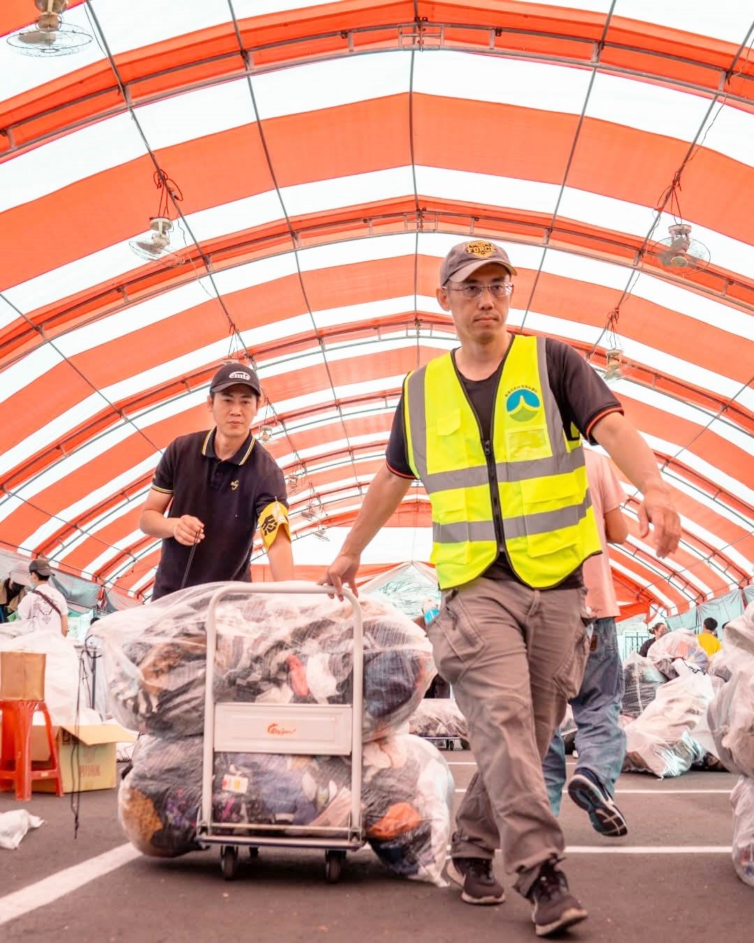 【舊鞋救命】台南2026舊鞋救命公益活動快閃募集,快把家中用不到的衣物鞋子捐出來~ 【舊鞋救命】台南2026舊鞋救命公益活動快閃募集,快把家中用不到的衣物鞋子捐出來~