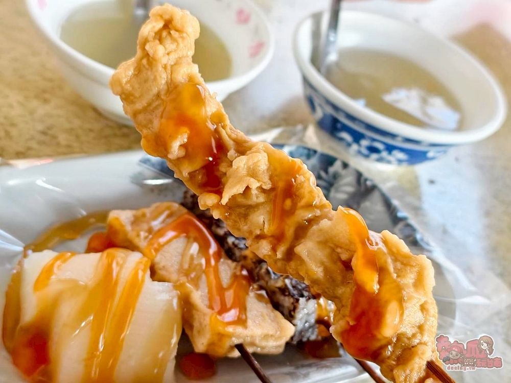 【台南美食】林森路大腸香腸關東煮:東區人的深夜食堂,必點炭烤黑輪尬甜不辣~ 【台南美食】林森路大腸香腸關東煮:東區人的深夜食堂,必點炭烤黑輪尬甜不辣~