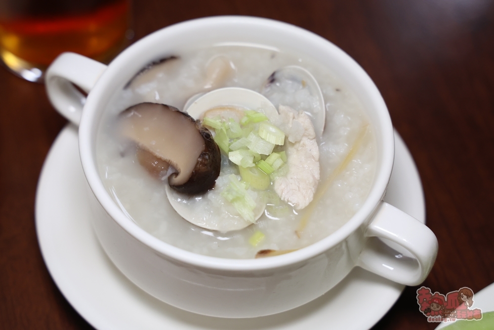 【台南吃到飽】富信大飯店:500元有找,CP值最高早午餐吃到飽,現沖牛肉湯,牛排任你吃,一周只有營業假日兩天~ 【台南吃到飽】富信大飯店:500元有找,CP值最高早午餐吃到飽,現沖牛肉湯,牛排任你吃,一周只有營業假日兩天~