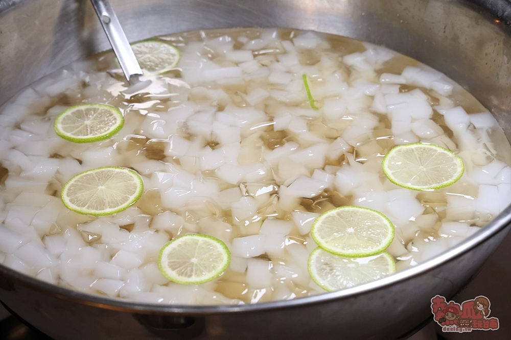 【台南吃到飽】富信大飯店:500元有找,CP值最高早午餐吃到飽,現沖牛肉湯,牛排任你吃,一周只有營業假日兩天~ 【台南吃到飽】富信大飯店:500元有找,CP值最高早午餐吃到飽,現沖牛肉湯,牛排任你吃,一周只有營業假日兩天~