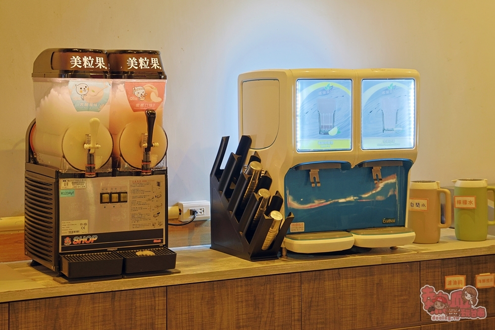 【台南美食】十色鍋物:台南東區超高CP值火鍋, 一人只要249元起,自助吧飲料甜點冰品通通吃到飽~ 【台南美食】十色鍋物:台南東區超高CP值火鍋, 一人只要249元起,自助吧飲料甜點冰品通通吃到飽~