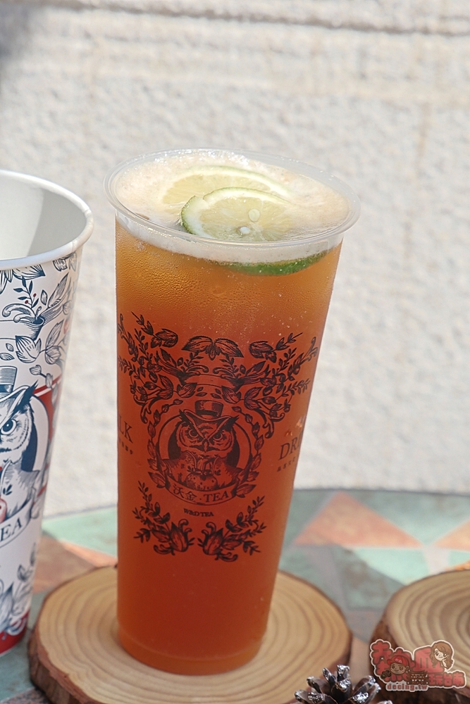 【台南飲料】沃金Tea:超狂飲料店賣起鹹酥雞,必點獨家鴨屎香檸檬茶,神複製港式極致風味~ 【台南飲料】沃金Tea:超狂飲料店賣起鹹酥雞,必點獨家鴨屎香檸檬茶,神複製港式極致風味~