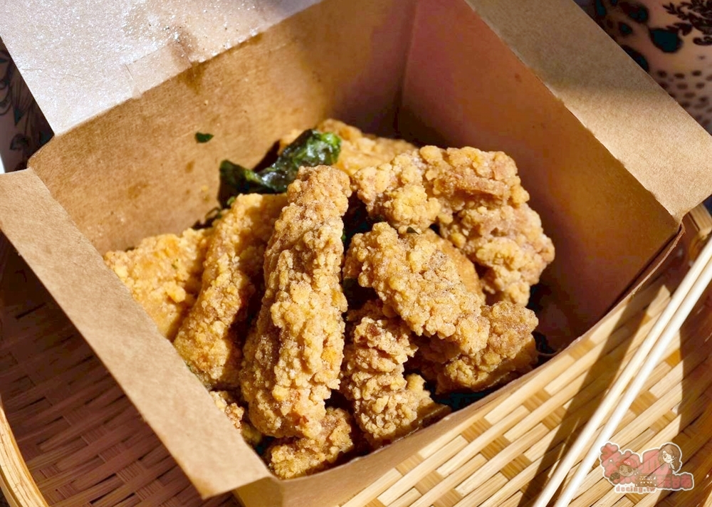 【台南飲料】沃金Tea:超狂飲料店賣起鹹酥雞,必點獨家鴨屎香檸檬茶,神複製港式極致風味~ 【台南飲料】沃金Tea:超狂飲料店賣起鹹酥雞,必點獨家鴨屎香檸檬茶,神複製港式極致風味~