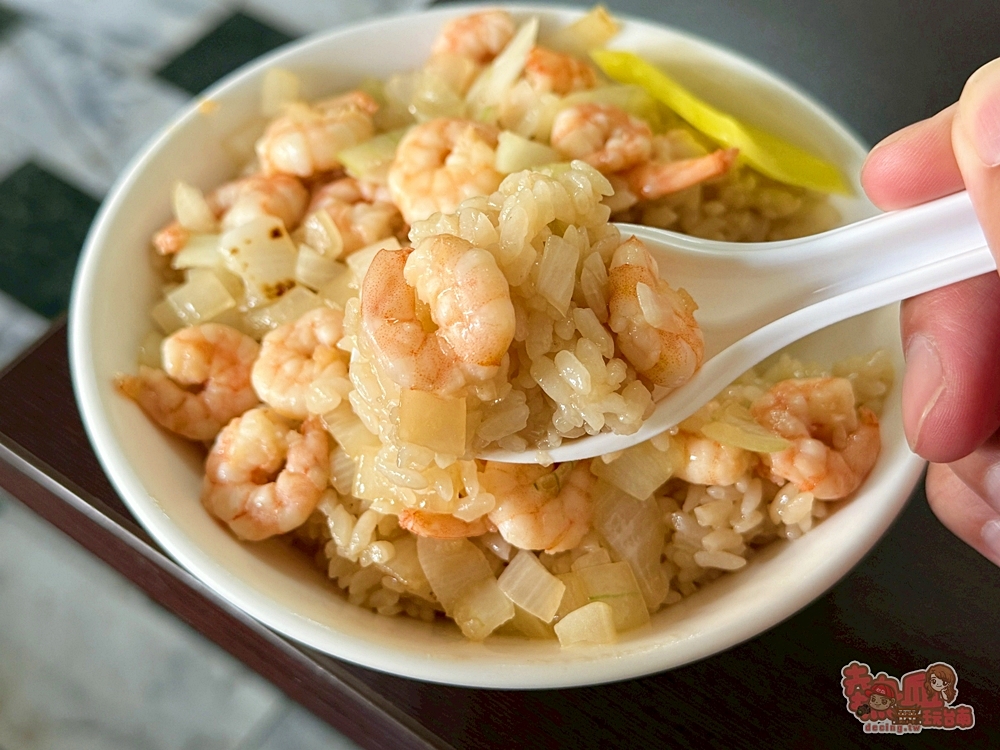【台南美食】明卿蝦仁飯回歸!在地人狂推的蝦仁飯,炒烏龍麵和意麵都超好吃~ 【台南美食】明卿蝦仁飯回歸!在地人狂推的蝦仁飯,炒烏龍麵和意麵都超好吃~