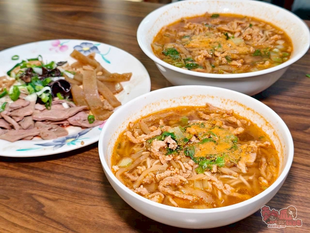 【台南美食】忠味麵館:藏在東區虎尾寮超人氣榨菜肉絲麵,微辣的湯頭好開胃~ 【台南美食】忠味麵館:藏在東區虎尾寮超人氣榨菜肉絲麵,微辣的湯頭好開胃~