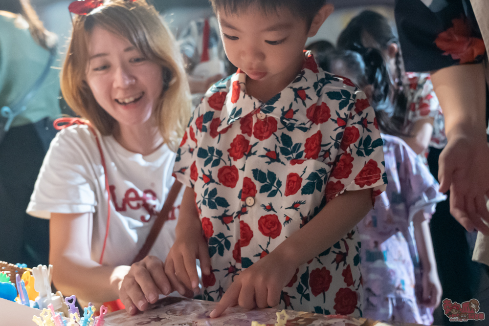 【台南活動】2026童趣萬國x狂歡派對:重返80年代玩復古小遊戲,小老闆當家市集,行李箱時空隧道~ 【台南活動】2026童趣萬國x狂歡派對:重返80年代玩復古小遊戲,小老闆當家市集,行李箱時空隧道~