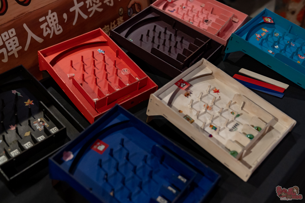 【台南活動】2026童趣萬國x狂歡派對:重返80年代玩復古小遊戲,小老闆當家市集,行李箱時空隧道~ 【台南活動】2026童趣萬國x狂歡派對:重返80年代玩復古小遊戲,小老闆當家市集,行李箱時空隧道~