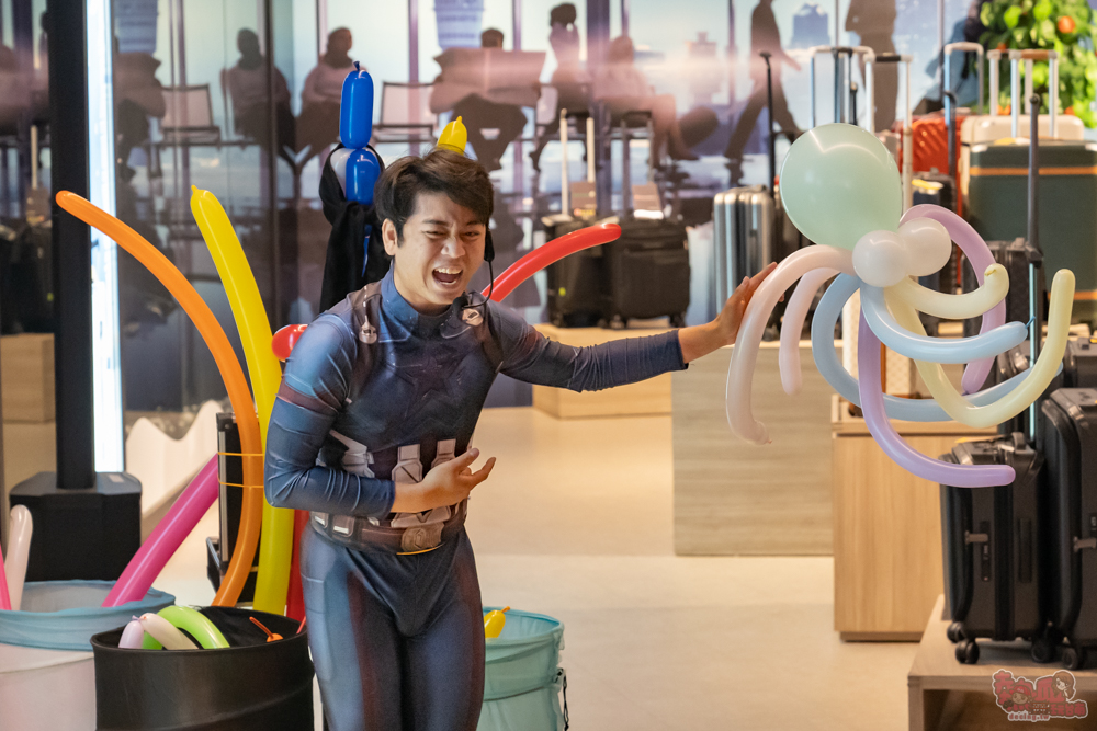 【台南活動】2026童趣萬國x狂歡派對:重返80年代玩復古小遊戲,小老闆當家市集,行李箱時空隧道~ 【台南活動】2026童趣萬國x狂歡派對:重返80年代玩復古小遊戲,小老闆當家市集,行李箱時空隧道~