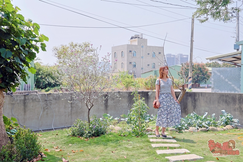 【台南美食】小洋房義式餐廳:隱藏在田園邊的安定小洋房,少見的義大利烤魚料理,整隻鮭魚頭上桌~ 【台南美食】小洋房義式餐廳:隱藏在田園邊的安定小洋房,少見的義大利烤魚料理,整隻鮭魚頭上桌~