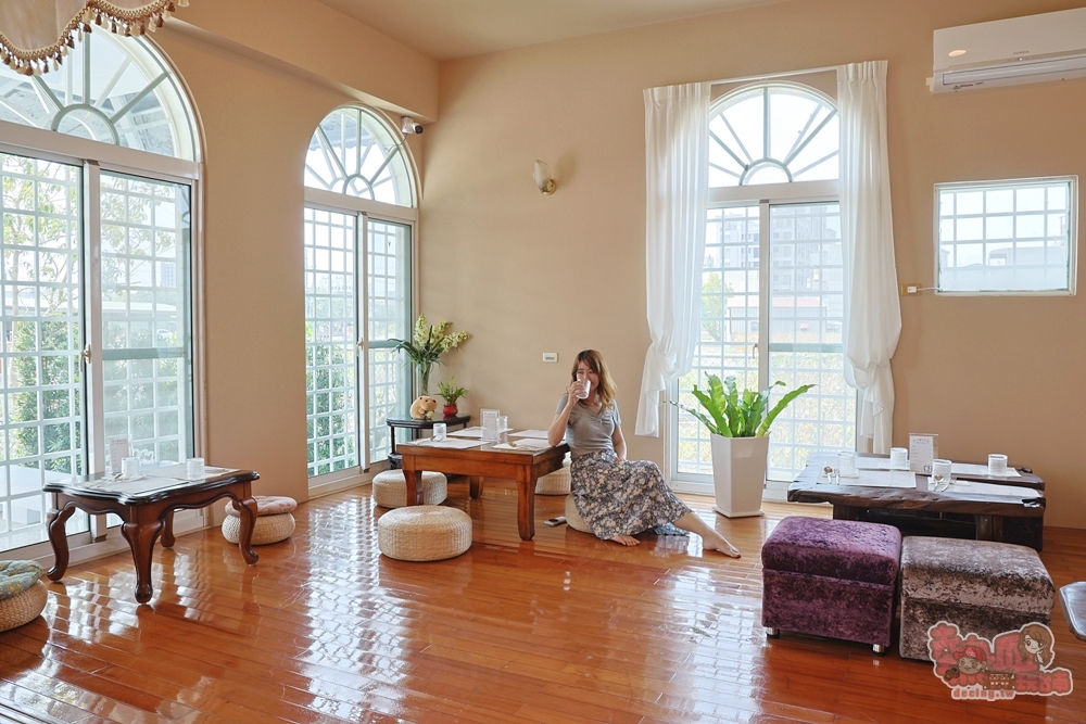 【台南美食】小洋房義式餐廳:隱藏在田園邊的安定小洋房,少見的義大利烤魚料理,整隻鮭魚頭上桌~ 【台南美食】小洋房義式餐廳:隱藏在田園邊的安定小洋房,少見的義大利烤魚料理,整隻鮭魚頭上桌~