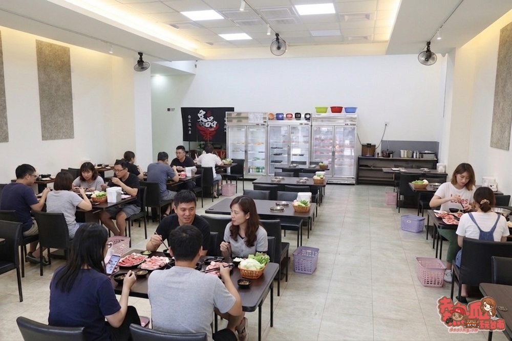 【台南美食】文品牛肉火鍋:安南區清晨6點就營業的牛肉火鍋,內用免費牛肉肉燥飯吃到飽~ 【台南美食】文品牛肉火鍋:安南區清晨6點就營業的牛肉火鍋,內用免費牛肉肉燥飯吃到飽~