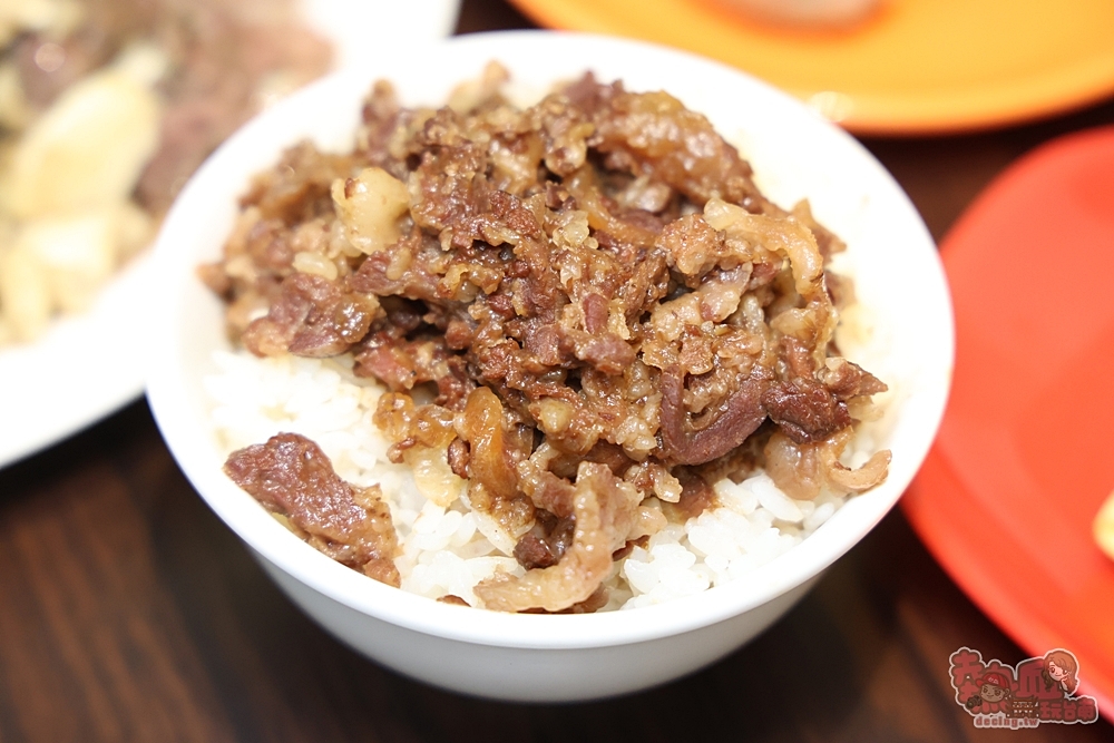 【台南美食】文品牛肉火鍋:安南區清晨6點就營業的牛肉火鍋,內用免費牛肉肉燥飯吃到飽~ 【台南美食】文品牛肉火鍋:安南區清晨6點就營業的牛肉火鍋,內用免費牛肉肉燥飯吃到飽~