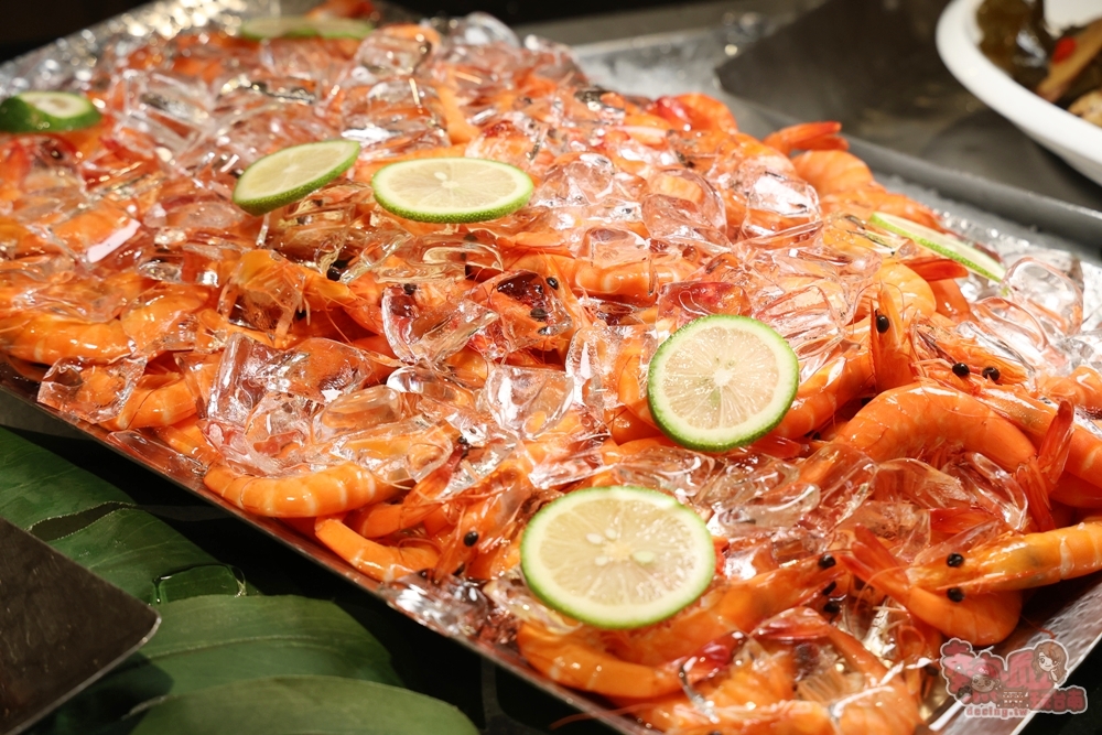 【台南吃到飽】台糖長榮酒店-吃遍天下自助餐廳:日本美食祭來了,超過100種料理,平日午晚就有日本松葉蟹腳吃到飽,購買餐券真的千元有找~ 【台南吃到飽】台糖長榮酒店-吃遍天下自助餐廳:日本美食祭來了,超過100種料理,平日午晚就有日本松葉蟹腳吃到飽,購買餐券真的千元有找~