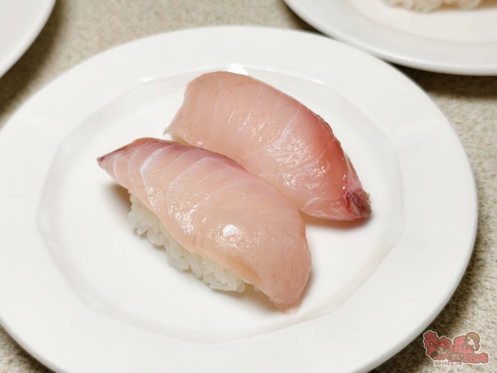 【台南吃到飽】台糖長榮酒店-吃遍天下自助餐廳:日本美食祭來了,超過100種料理,平日午晚就有日本松葉蟹腳吃到飽,購買餐券真的千元有找~ 【台南吃到飽】台糖長榮酒店-吃遍天下自助餐廳:日本美食祭來了,超過100種料理,平日午晚就有日本松葉蟹腳吃到飽,購買餐券真的千元有找~