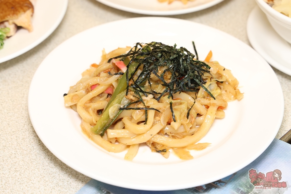 【台南吃到飽】台糖長榮酒店-吃遍天下自助餐廳:日本美食祭來了,超過100種料理,平日午晚就有日本松葉蟹腳吃到飽,購買餐券真的千元有找~ 【台南吃到飽】台糖長榮酒店-吃遍天下自助餐廳:日本美食祭來了,超過100種料理,平日午晚就有日本松葉蟹腳吃到飽,購買餐券真的千元有找~