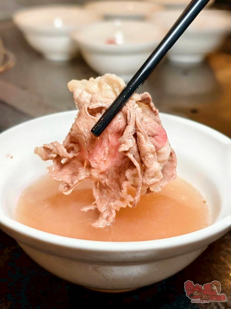 【台南吃到飽】台糖長榮酒店-吃遍天下自助餐廳:日本美食祭來了,超過100種料理,平日午晚就有日本松葉蟹腳吃到飽,購買餐券真的千元有找~ 【台南吃到飽】台糖長榮酒店-吃遍天下自助餐廳:日本美食祭來了,超過100種料理,平日午晚就有日本松葉蟹腳吃到飽,購買餐券真的千元有找~