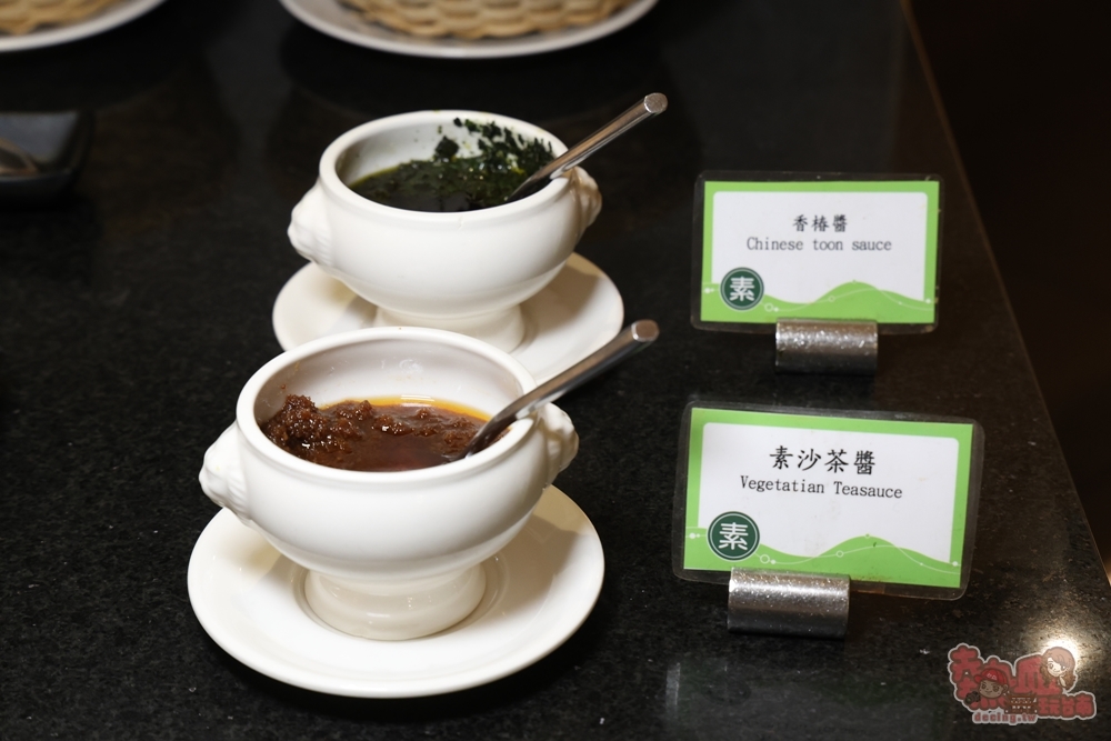 【台南吃到飽】台糖長榮酒店-吃遍天下自助餐廳:日本美食祭來了,超過100種料理,平日午晚就有日本松葉蟹腳吃到飽,購買餐券真的千元有找~ 【台南吃到飽】台糖長榮酒店-吃遍天下自助餐廳:日本美食祭來了,超過100種料理,平日午晚就有日本松葉蟹腳吃到飽,購買餐券真的千元有找~