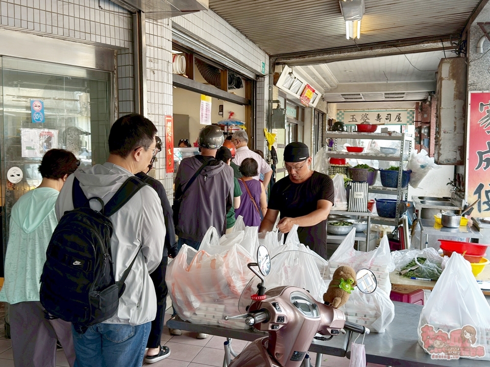 【台南美食】家成便當:開山路上開業超過30年人氣便當老店,老饕大推蔥燒排骨飯必吃~ 【台南美食】家成便當:開山路上開業超過30年人氣便當老店,老饕大推蔥燒排骨飯必吃~