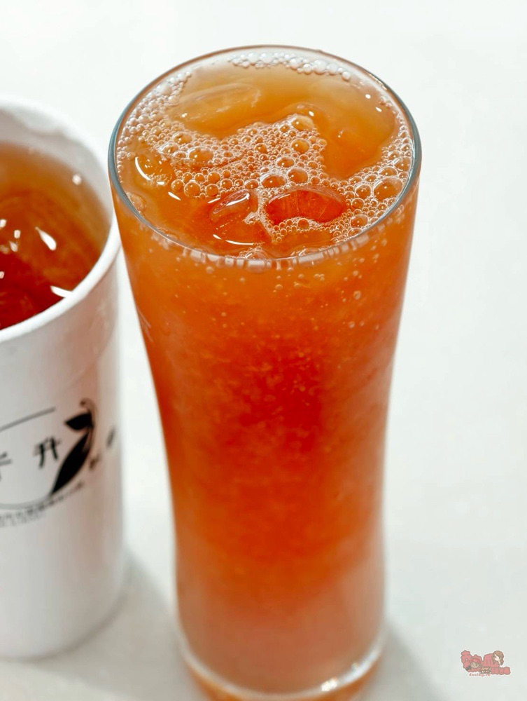 【台南飲料】千升茗茶:藏在巷弄內的寶藏店,自家產的果農特調飲,紅柑尬綠茶喝起來清香回甘~ 【台南飲料】千升茗茶:藏在巷弄內的寶藏店,自家產的果農特調飲,紅柑尬綠茶喝起來清香回甘~