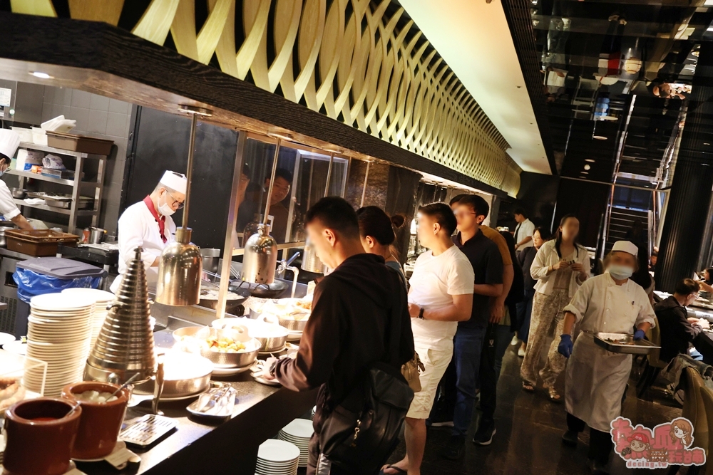【台南吃到飽】阿力海百匯餐廳:GOOGLE超過萬則評價,網友公認台南最強南霸天吃到飽就是它~ 【台南吃到飽】阿力海百匯餐廳:GOOGLE超過萬則評價,網友公認台南最強南霸天吃到飽就是它~