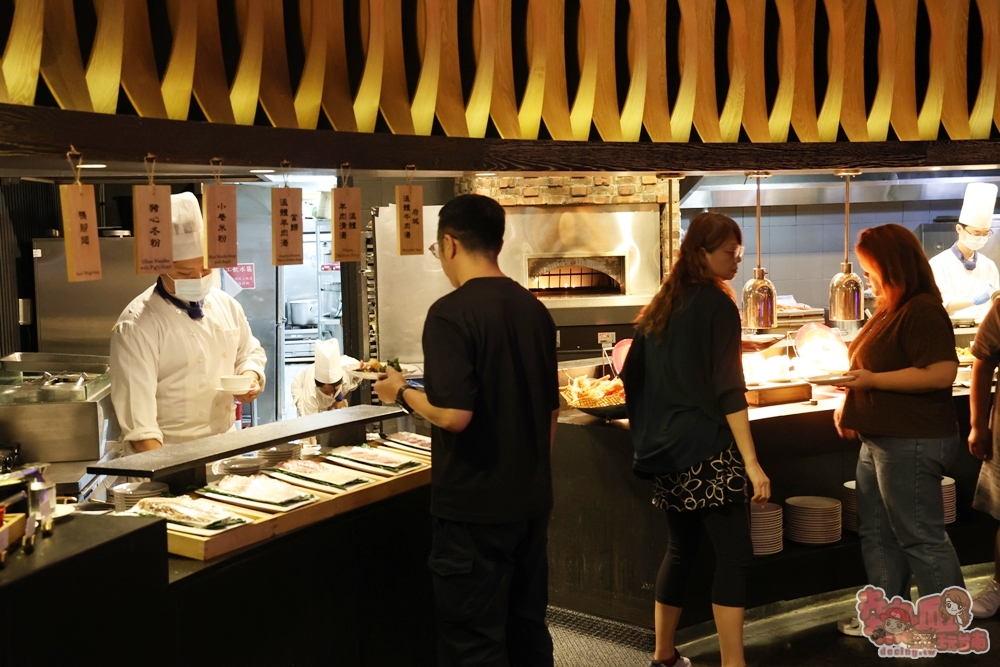 【台南吃到飽】阿力海百匯餐廳:GOOGLE超過萬則評價,網友公認台南最強南霸天吃到飽就是它~ 【台南吃到飽】阿力海百匯餐廳:GOOGLE超過萬則評價,網友公認台南最強南霸天吃到飽就是它~