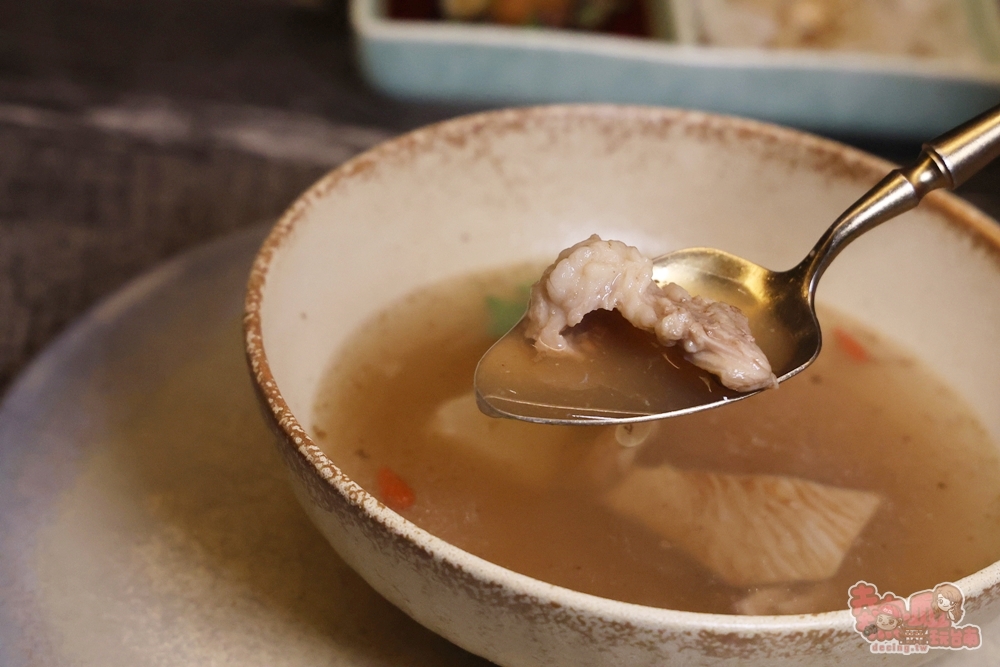 【台南美食】食光宴鐵板燒料理-善化本心宴:只靠預約才能吃到,善化神秘無菜單鐵板燒,活體龍蝦+8道料理飽到天靈蓋~ 【台南美食】食光宴鐵板燒料理-善化本心宴:只靠預約才能吃到,善化神秘無菜單鐵板燒,活體龍蝦+8道料理飽到天靈蓋~