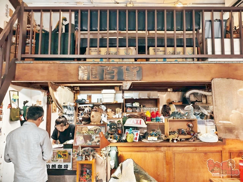 【台南美食】龍百貨:台南唯一恐龍系早午餐,根本是男生們的夢想店,三歲以上兒童可入場~ 【台南美食】龍百貨:台南唯一恐龍系早午餐,根本是男生們的夢想店,三歲以上兒童可入場~