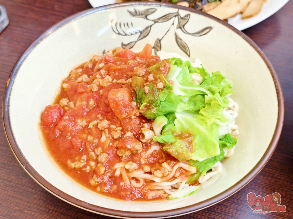 【台南美食】富成麵食:東區在地人愛店,份量多又好吃走CP值路線,大推傻瓜拌麵好耐吃~ 【台南美食】富成麵食:東區在地人愛店,份量多又好吃走CP值路線,大推傻瓜拌麵好耐吃~