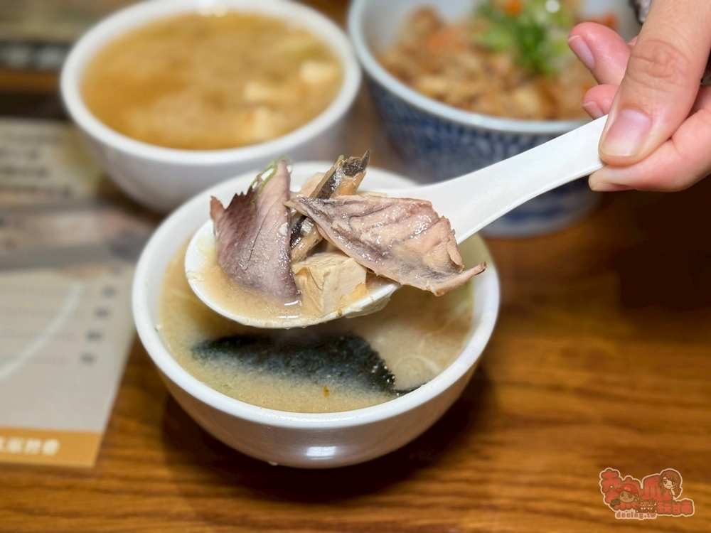 【台南美食】築地專賣壽司:隱身在街道內的超人氣壽司,許多老饕都指定吃這家~ 【台南美食】築地專賣壽司:隱身在街道內的超人氣壽司,許多老饕都指定吃這家~